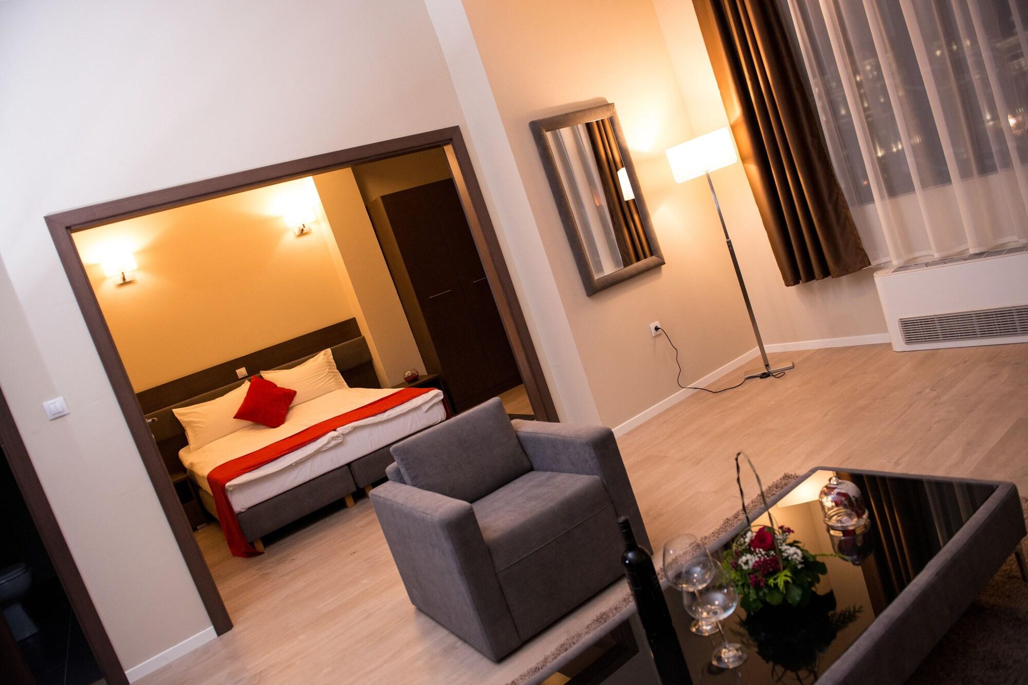 Opera House Hotel Скопие Екстериор снимка